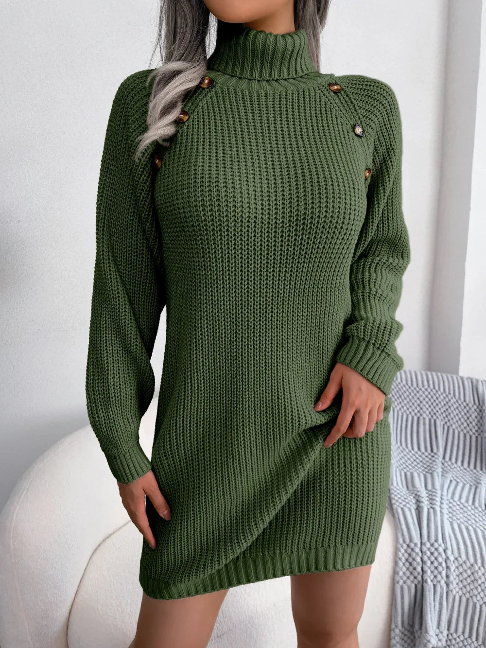 Lilly's Elegant Wool Blend Turtleneck Midi Dress – Fall/Winter Collection 2024